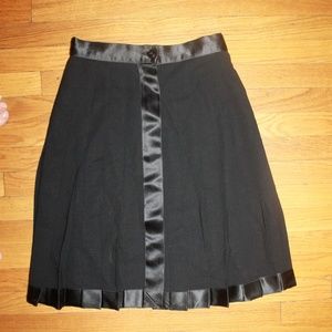 Escada black pleated skirt size 0